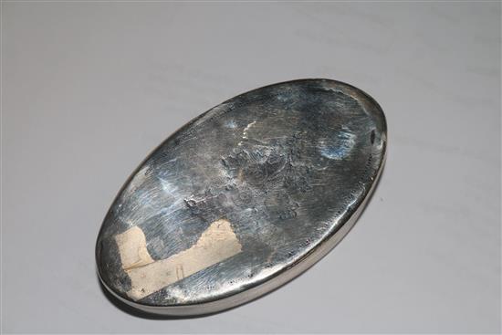 A George III silver oval snuff box by Phipps & Robinson, 88mm.